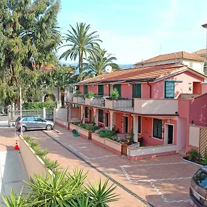 *** Aparthotel World Village Italia